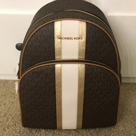 MICHAEL Michael Kors Handbags - Nwt Michael Kors backpack signature style